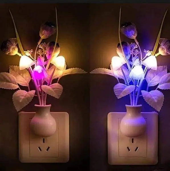 (1 Pcs) Romantic Auto Colour Changing Mushroom light